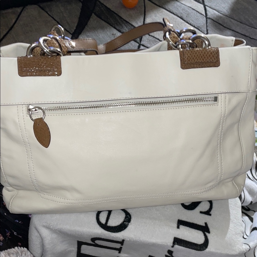 Coach Vintage Penelope Ivory Leather/ Brown Snakeskin Carryall Women's Handbag - Picture 7 of 16